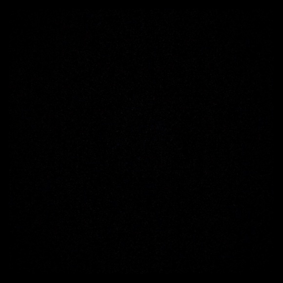 A black screen - Picture 1 of 1